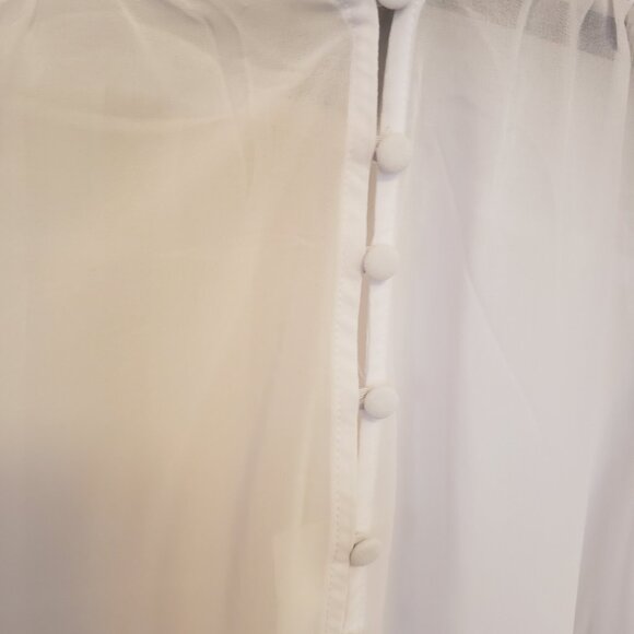 Torrid Blouse NeW. - Picture 7 of 7